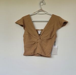 NWT biege crop top, size L women’s